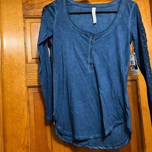 Long sleeve shirt NWT
